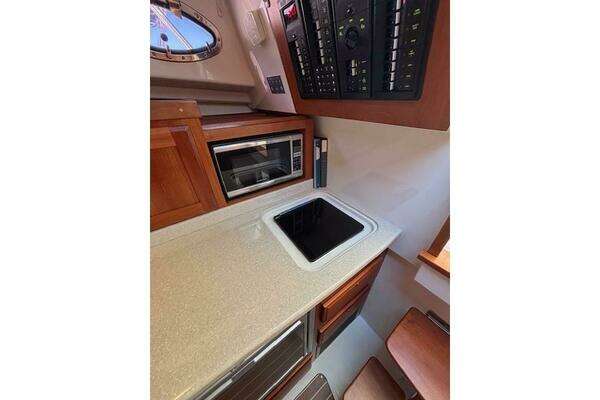 Back Cove 30 Yacht For Sale