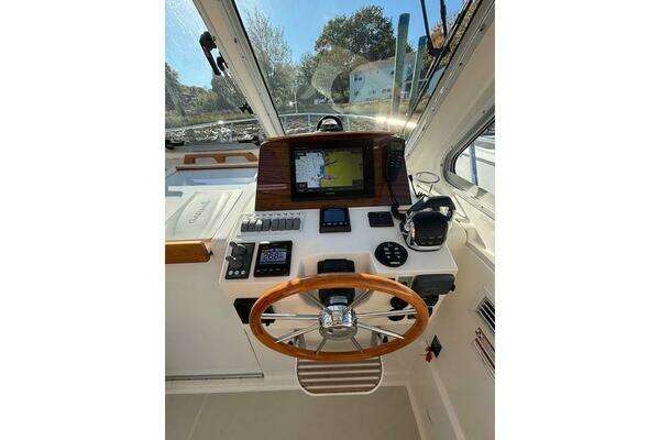 Back Cove 30 Yacht For Sale