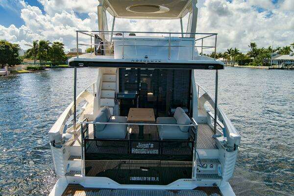 Absolute 52 Fly Yacht For Sale