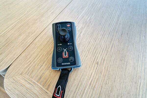 Absolute 52 Fly Yacht For Sale