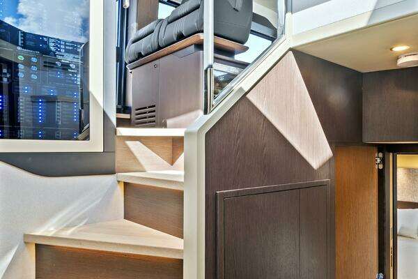 Absolute 52 Fly Yacht For Sale