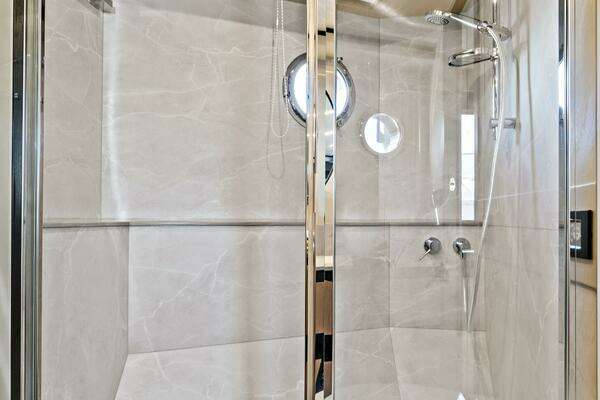 Absolute 52 Fly Yacht For Sale