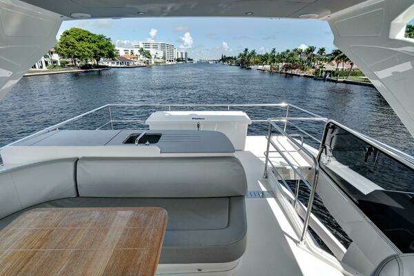 Absolute 52 Fly Yacht For Sale