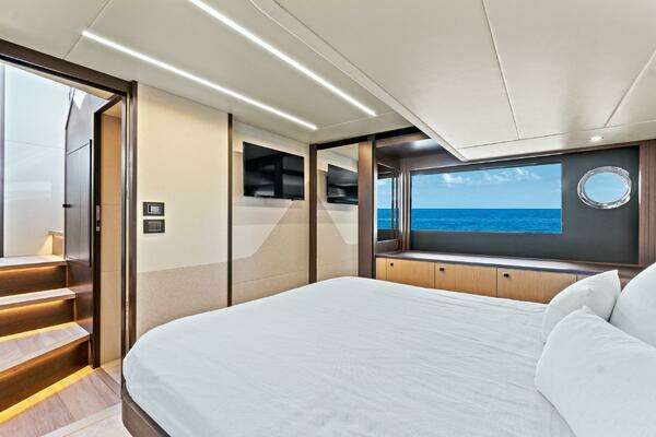 Absolute 52 Fly Yacht For Sale