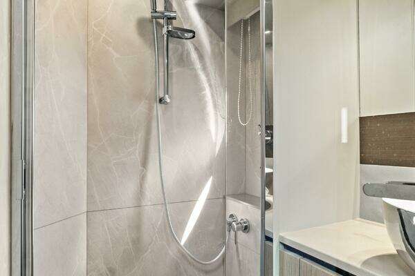 Absolute 52 Fly Yacht For Sale