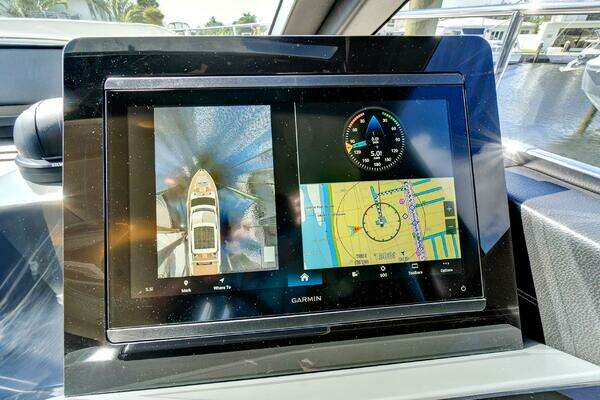 Absolute 52 Fly Yacht For Sale