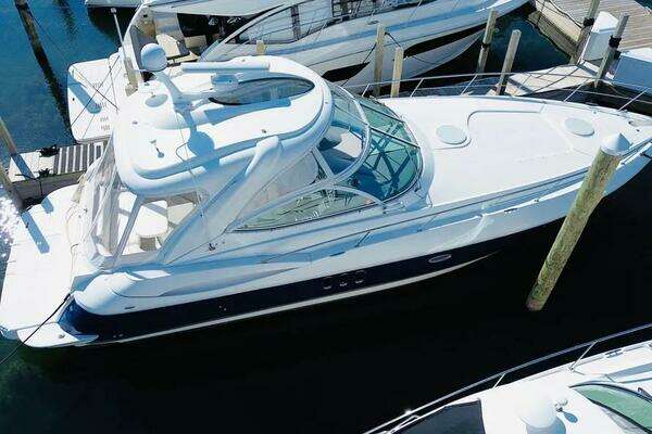 2006 Cruisers Yachts 42