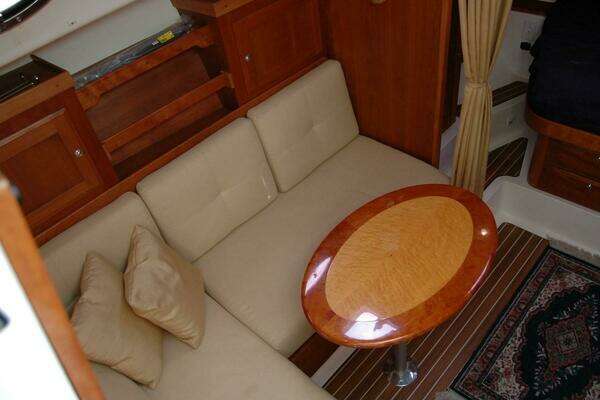Back Cove 34 Yacht For Sale