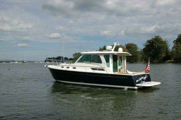 Back Cove 34 Yacht For Sale