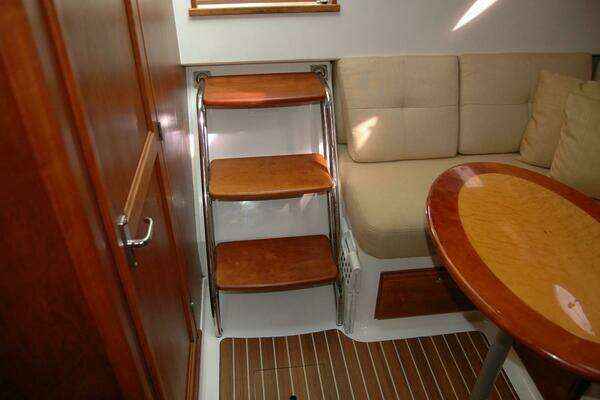 Back Cove 34 Yacht For Sale