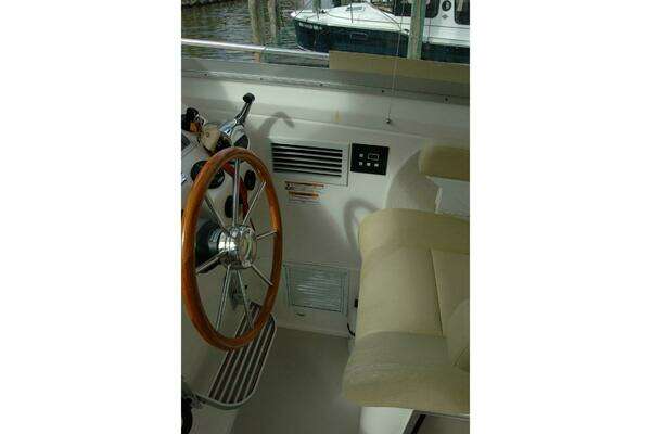 Back Cove 34 Yacht For Sale