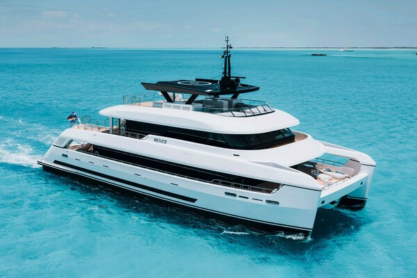 118ft Silver Yachts Yacht For Sale 118ft Silver Yachts Yacht For Sale