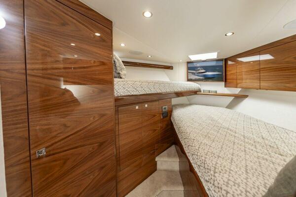 707f6af5 6a8c 4b5c 81a2 Ee74c1ab177d