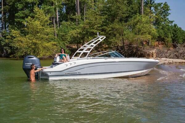 21-ft-Chaparral-2026-21 SSi OB- Fort Lauderdale Florida United States  yacht for sale
