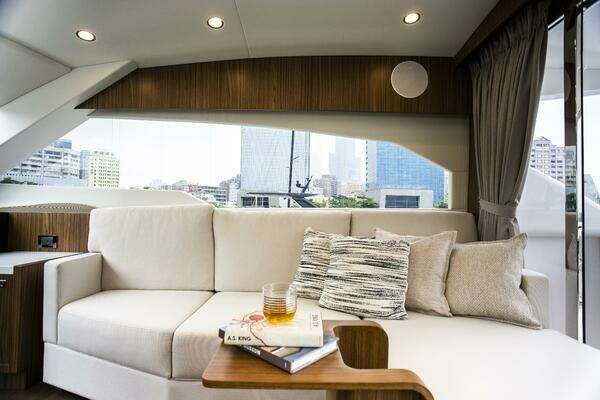 Johnson Skylounge Yacht For Sale