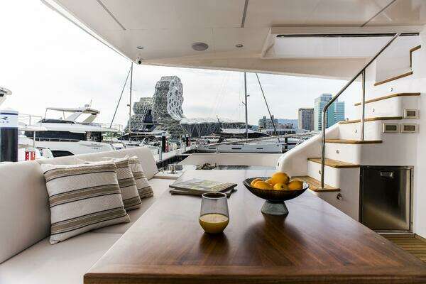 Johnson Skylounge Yacht For Sale