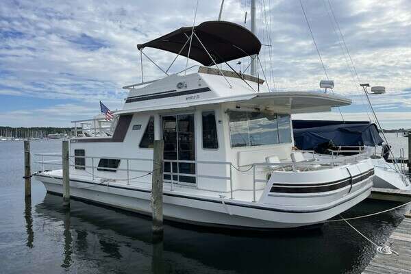 37-ft-Gibson-1991-37 Standard Houseboat-Sea Dog Rock Hall Maryland United States  yacht for sale