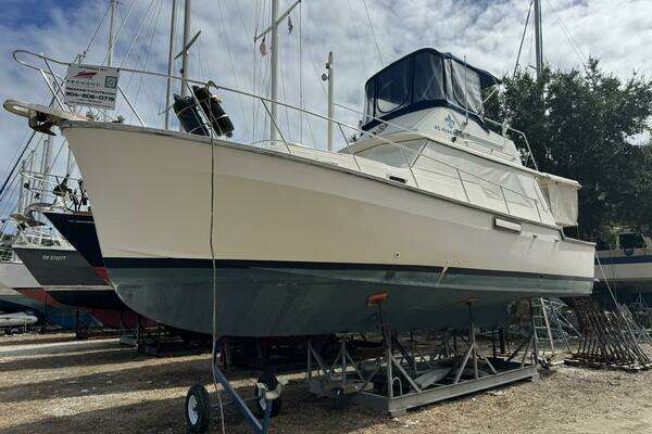 35-ft-Mainship-1984-34 MK 111-Fleur De Leigh 11 St Marys Georgia United States  yacht for sale