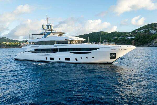 144-ft-Benetti-2022-Diamond-Watercolours-Nassau Bahamas yacht for sale