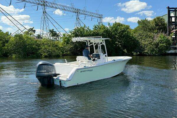 Photo of the 2021 Sportsman Heritage 231