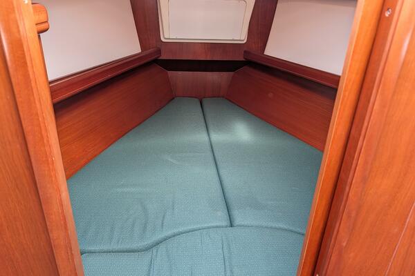 Maho Dreams 33ft Beneteau Yacht For Sale
