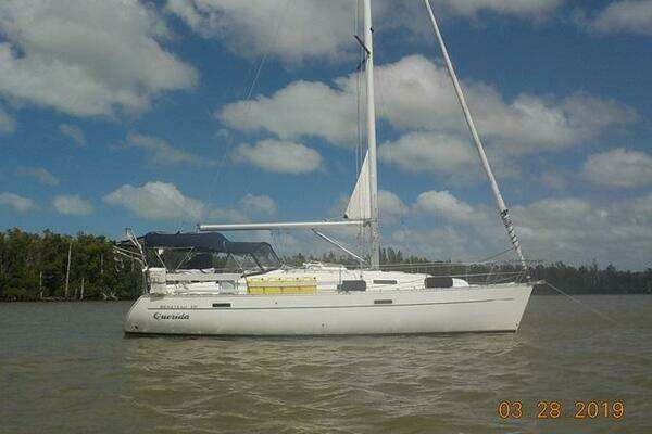 33-ft-Beneteau-2003-331 CB-Querida Apollo Beach Florida United States  yacht for sale