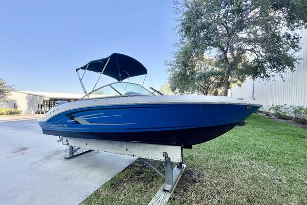 21ft Chaparral Yacht For Sale