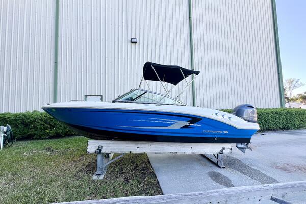 21ft Chaparral Yacht For Sale