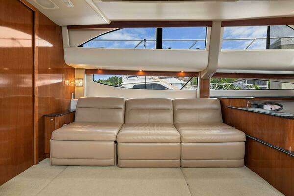 Meridian 408 Yacht For Sale