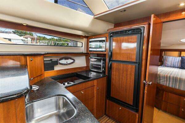Meridian 408 Yacht For Sale