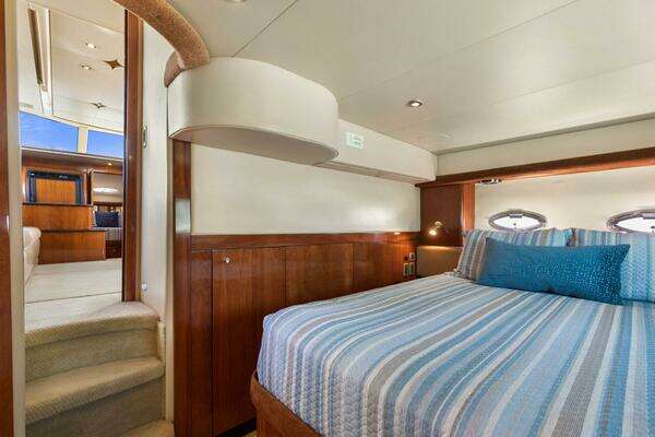 Meridian 408 Yacht For Sale
