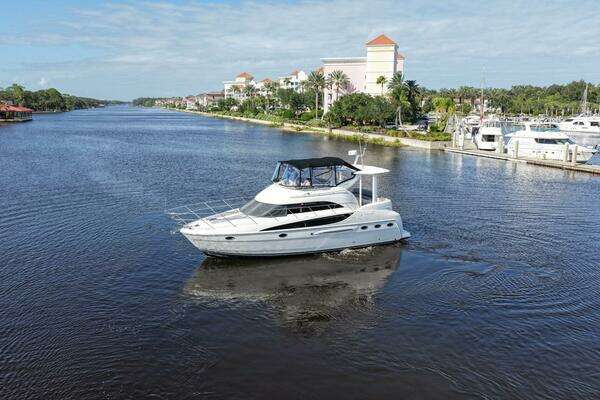 Meridian 408 Yacht For Sale