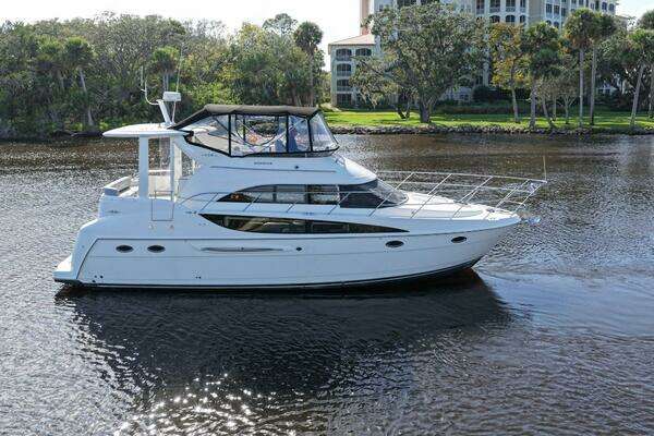 Bella Vita 40ft Meridian Yacht For Sale