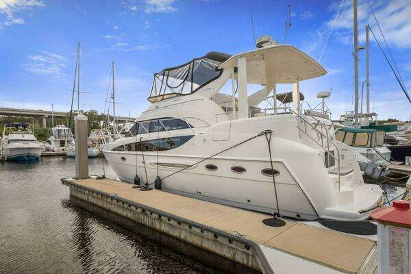 Meridian 408 Yacht For Sale