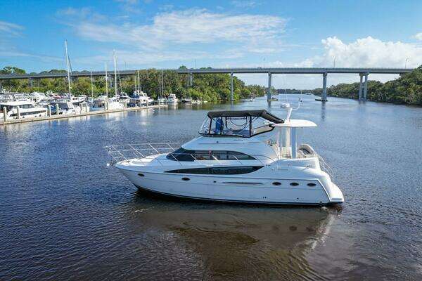 Meridian 408 Yacht For Sale
