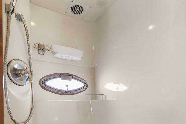 Meridian 408 Yacht For Sale