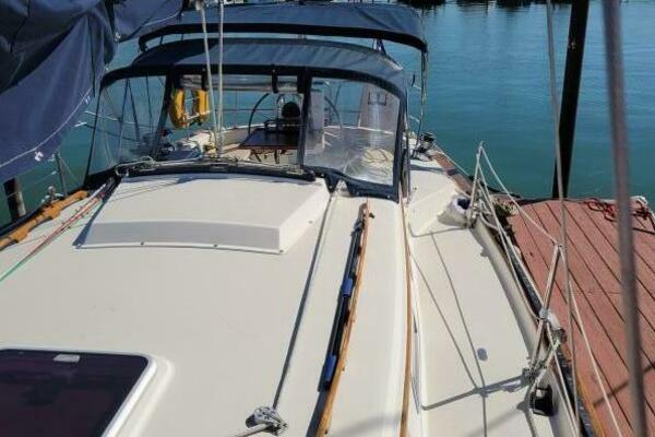 Autumn Lady 39ft Pearson Yacht For Sale Autumn Lady 39ft Pearson Yacht For Sale