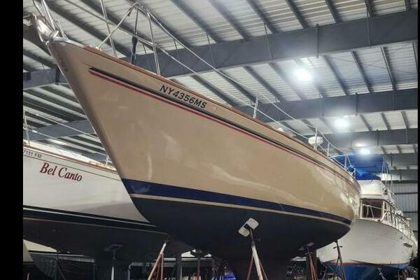 Autumn Lady 39ft Pearson Yacht For Sale Autumn Lady 39ft Pearson Yacht For Sale