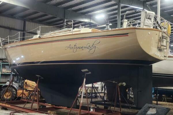 Autumn Lady 39ft Pearson Yacht For Sale Autumn Lady 39ft Pearson Yacht For Sale
