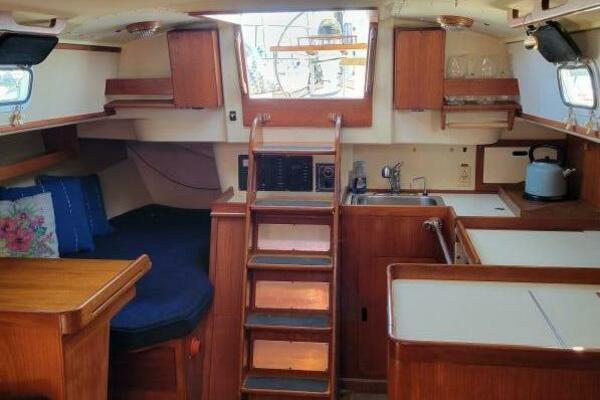 Autumn Lady 39ft Pearson Yacht For Sale Autumn Lady 39ft Pearson Yacht For Sale