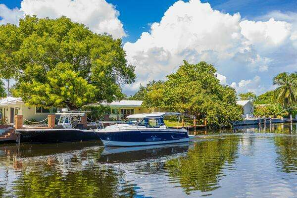 Photo of the 2022 Jeanneau NC 795 Series 2 "Therapy Session"