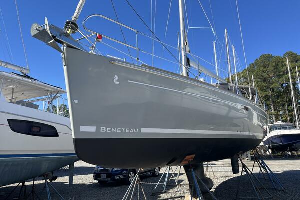 Second Wind 37ft Beneteau Yacht For Sale