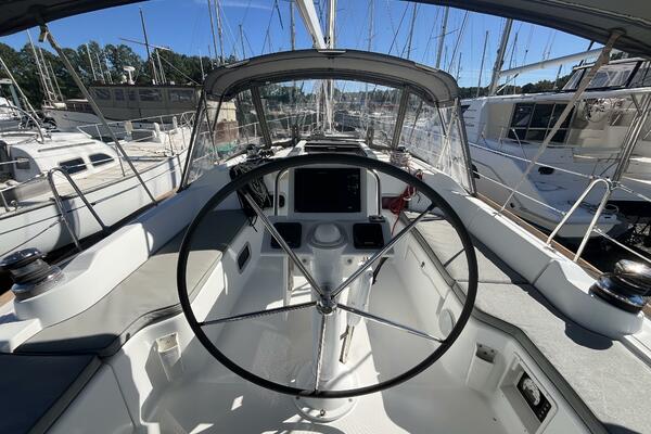 Second Wind 37ft Beneteau Yacht For Sale