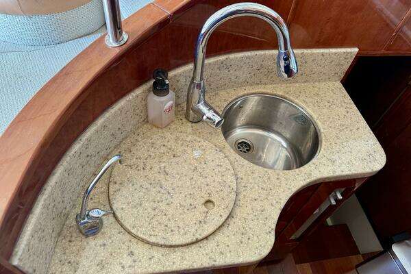 Fairline Squadron 55 Yacht For Sale