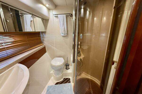 Fairline Squadron 55 Yacht For Sale