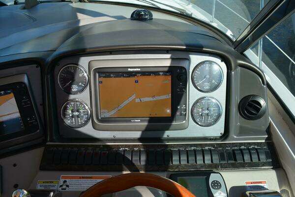 Sea Ray 44 Sundancer Yacht For Sale