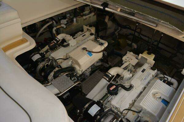 Sea Ray 44 Sundancer Yacht For Sale