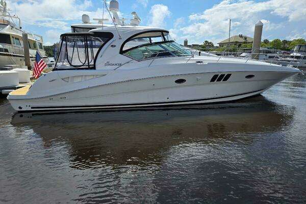 Photo of the 2007 Sea Ray 44 Sundancer "Knot On Call"