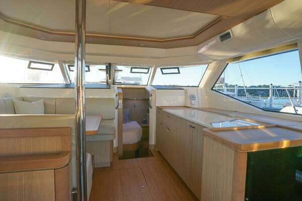 Aquila 44 Yacht Yacht For Sale