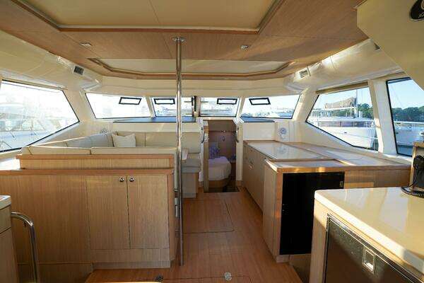 Aquila 44 Yacht Yacht For Sale